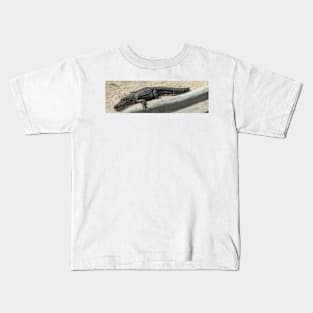 Chilling Alligator Kids T-Shirt